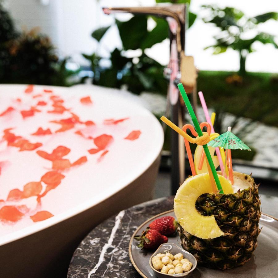 Armada Villa Hotel Zabrat 外观 照片