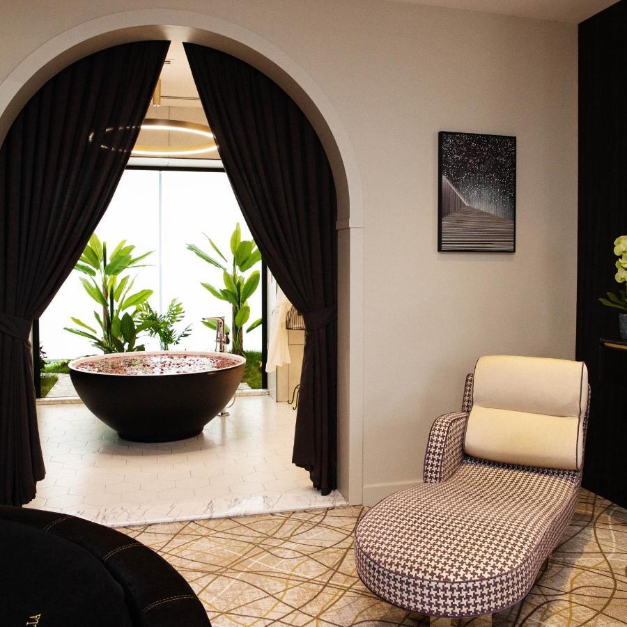 Armada Villa Hotel Zabrat 外观 照片