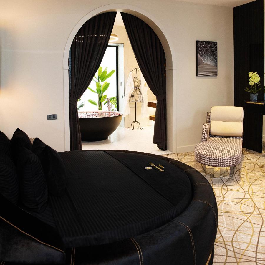 Armada Villa Hotel Zabrat 外观 照片